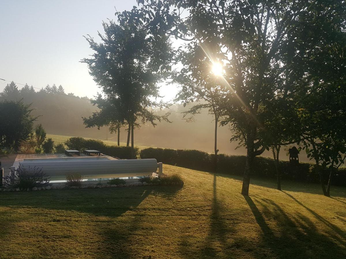 Lpc Dordogne Holidays - Le Petit Coin Lussas-et-Nontronneau Dış mekan fotoğraf