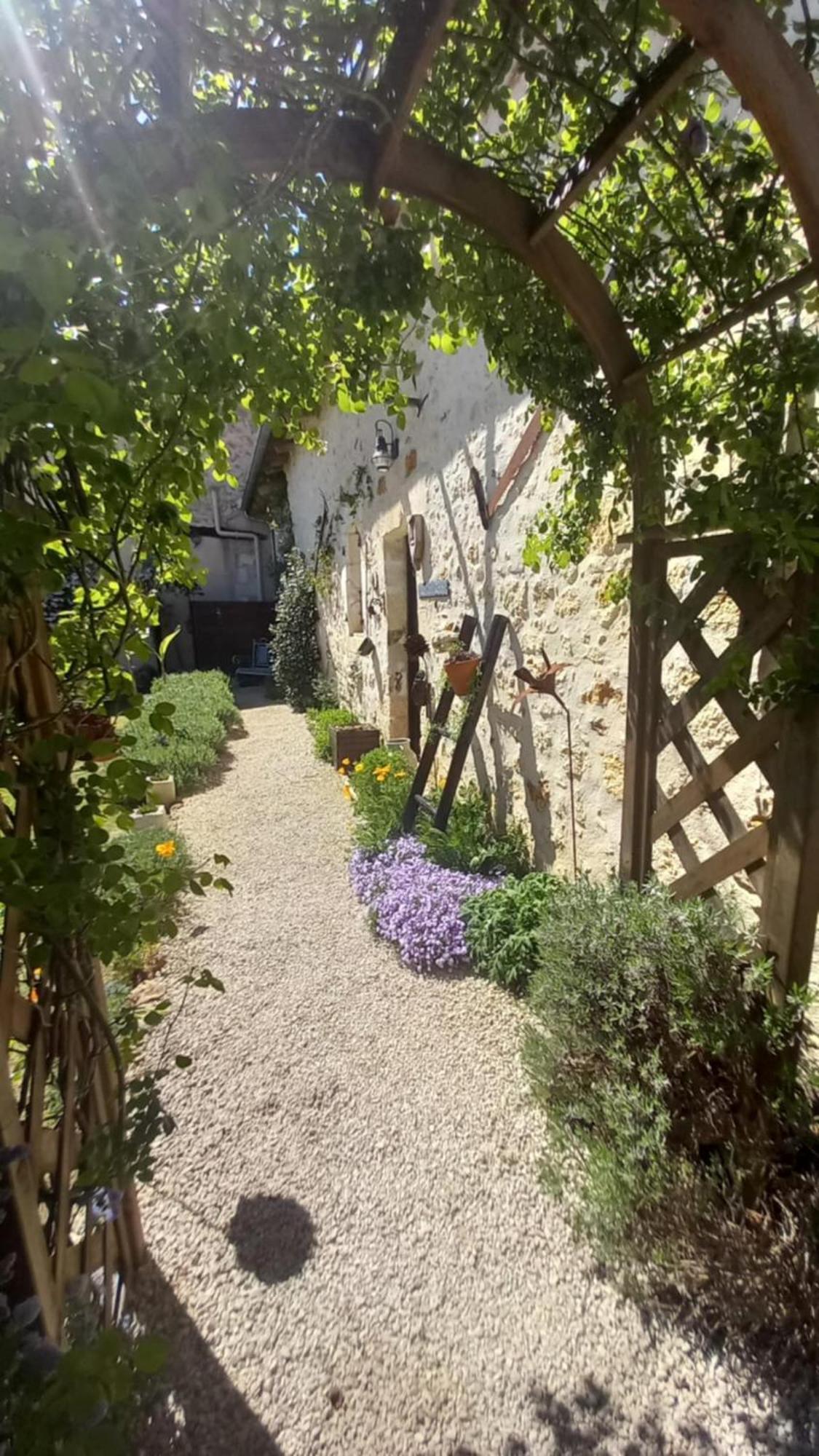Lpc Dordogne Holidays - Le Petit Coin Lussas-et-Nontronneau Dış mekan fotoğraf